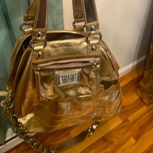 Coach bag from the poppy collection 2011, used only once. Still good condition